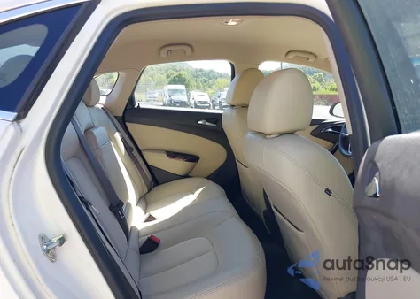 2015 Buick Verano z USA, uszkodzony, nr VIN 1G4PP5SK1F4206592